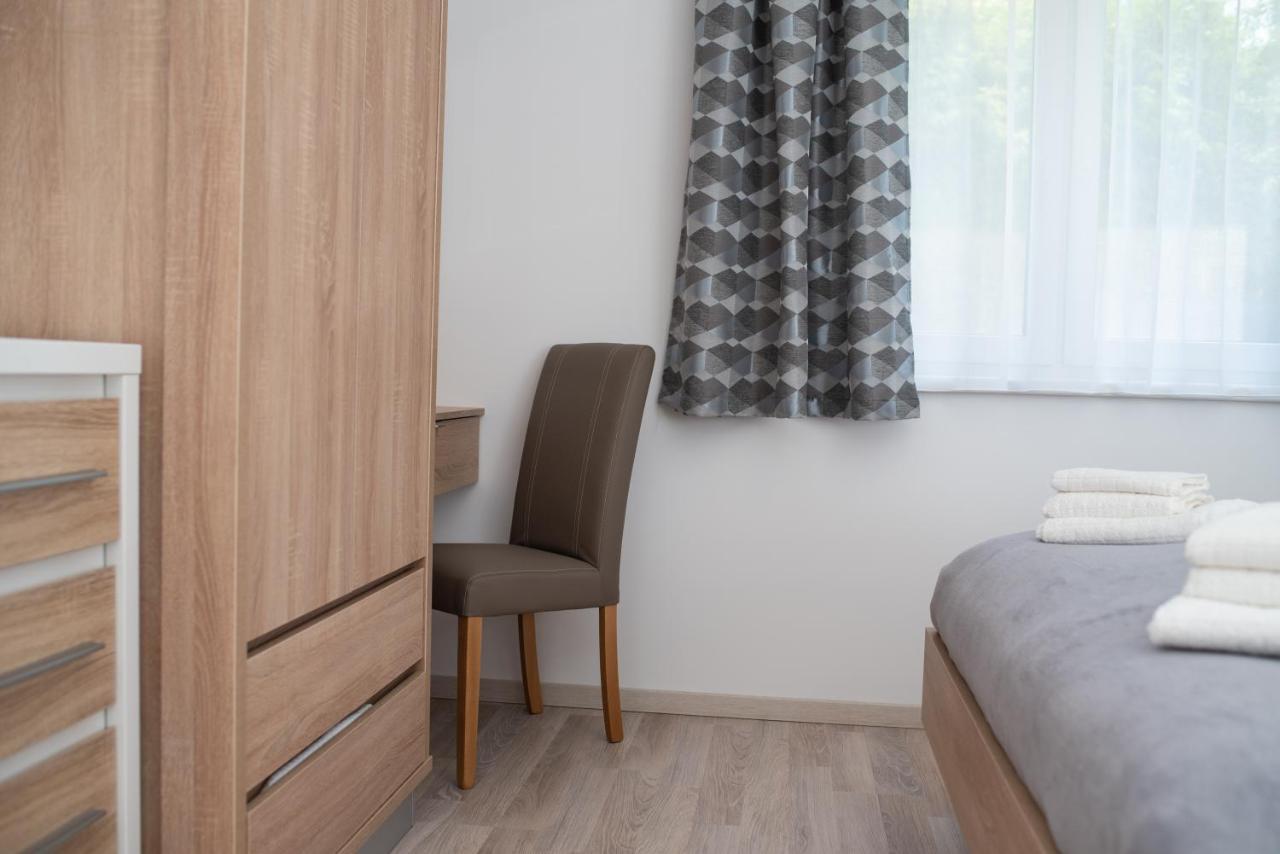 Twins Apartman Heviz Ngoại thất bức ảnh