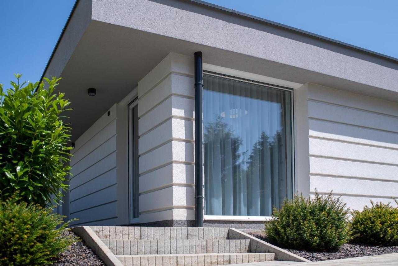 Twins Apartman Heviz Ngoại thất bức ảnh
